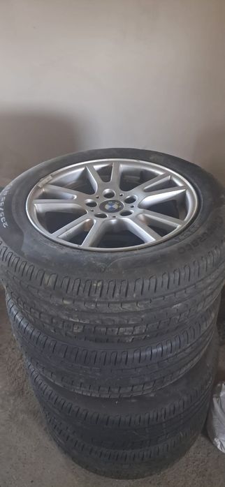 Vând anvelope BMW x3
