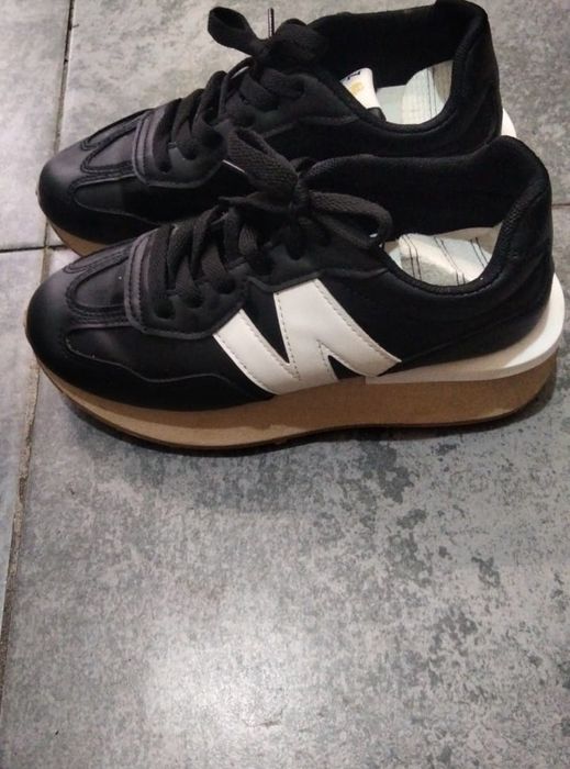 Кузки кросовки.состояние жана