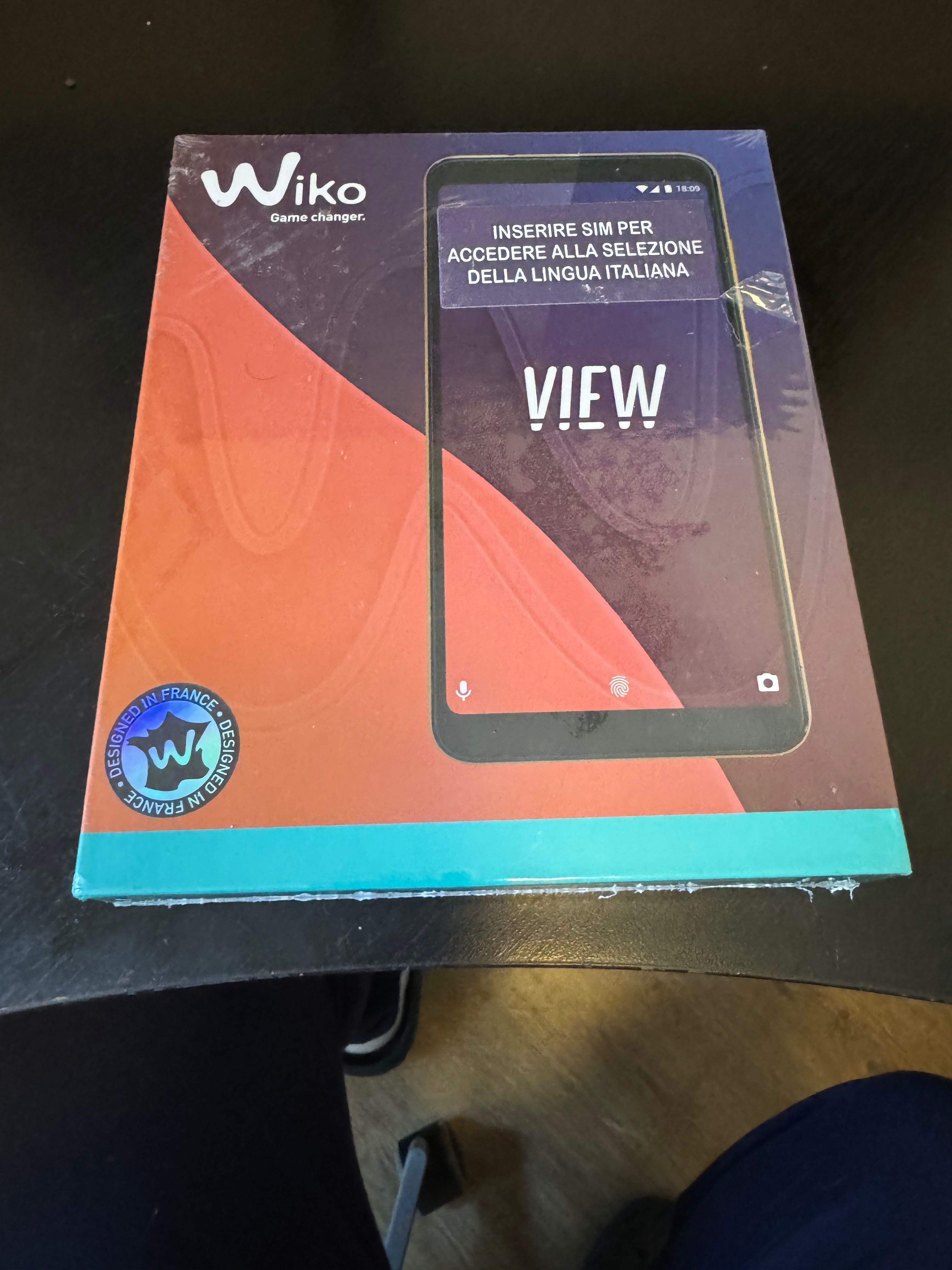 Wiko View red cherry