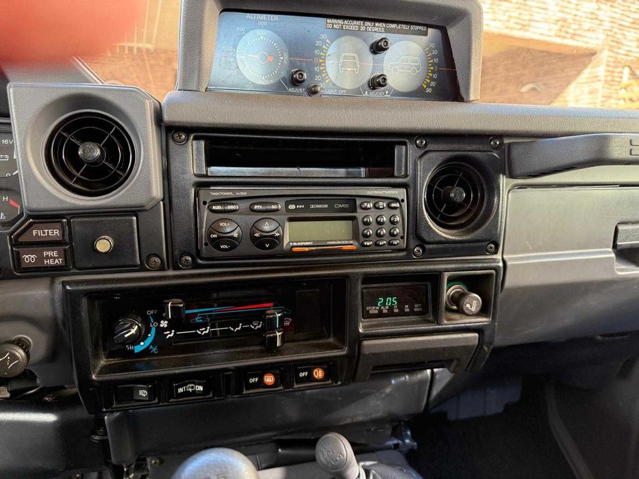 Toyota Land Cruiser J70 3.0 TD VX