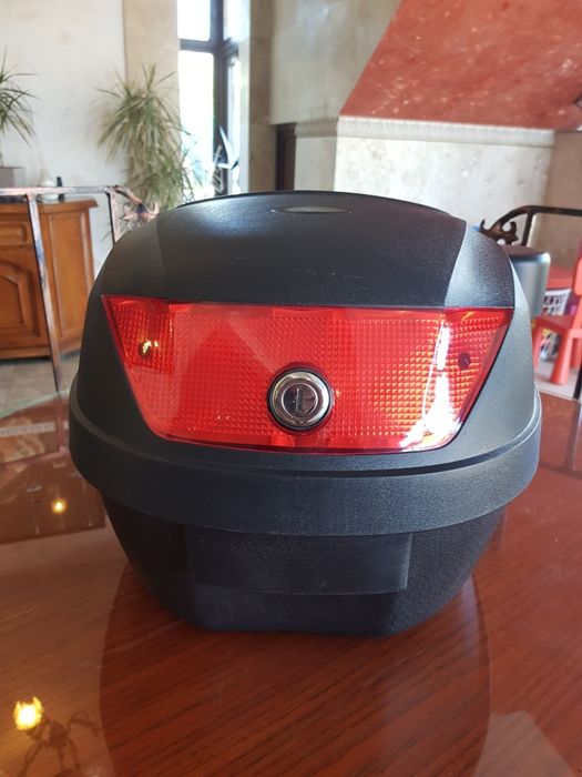Casca moto si portbagaj