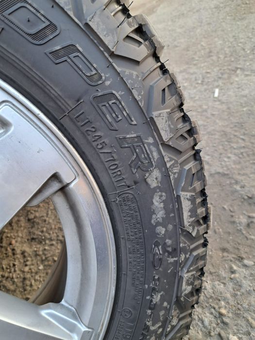 Vând Roți Off Road