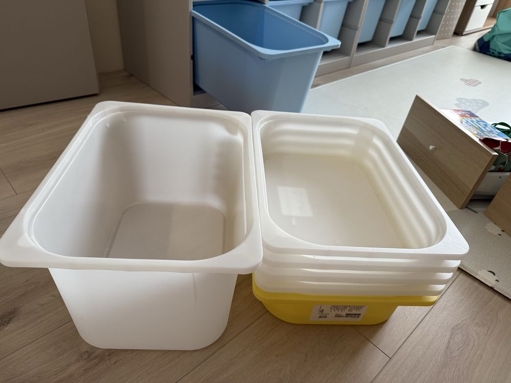 Кутии и рафтове IKEA TROFAST