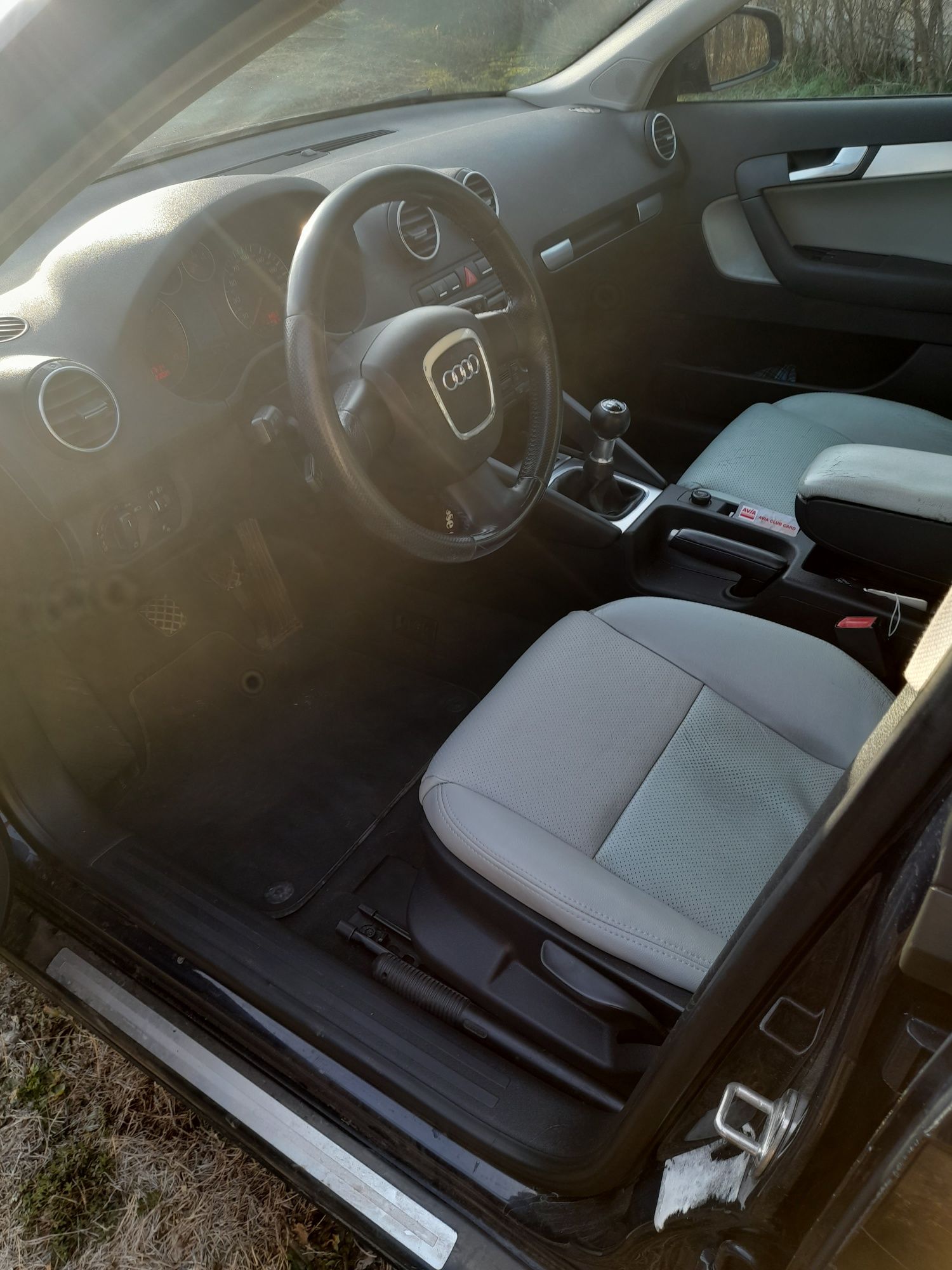 Audi A3 Sportbag 2000 140hp кожен салон,св сив