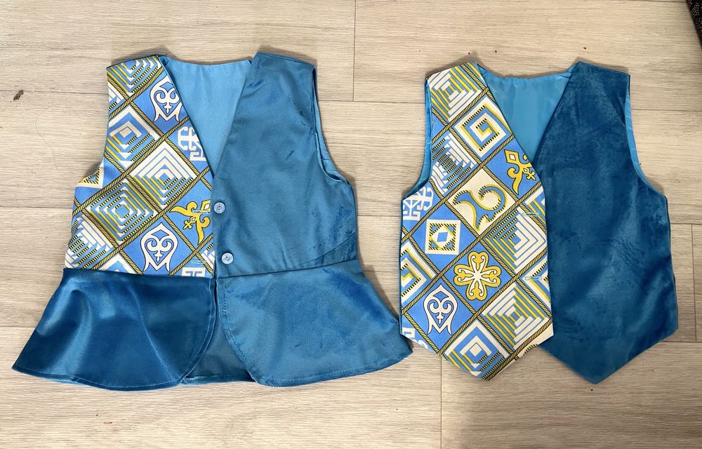 Казакские жилетки национальный