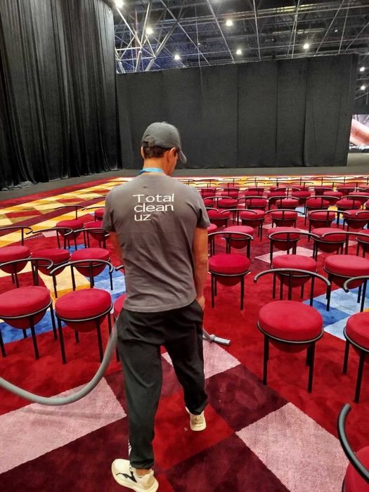 УБОРКА  Клининговые  Услуги Химчистка МЕБЕЛИ