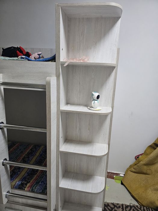 Продаю детскую 2х ярусную кровать