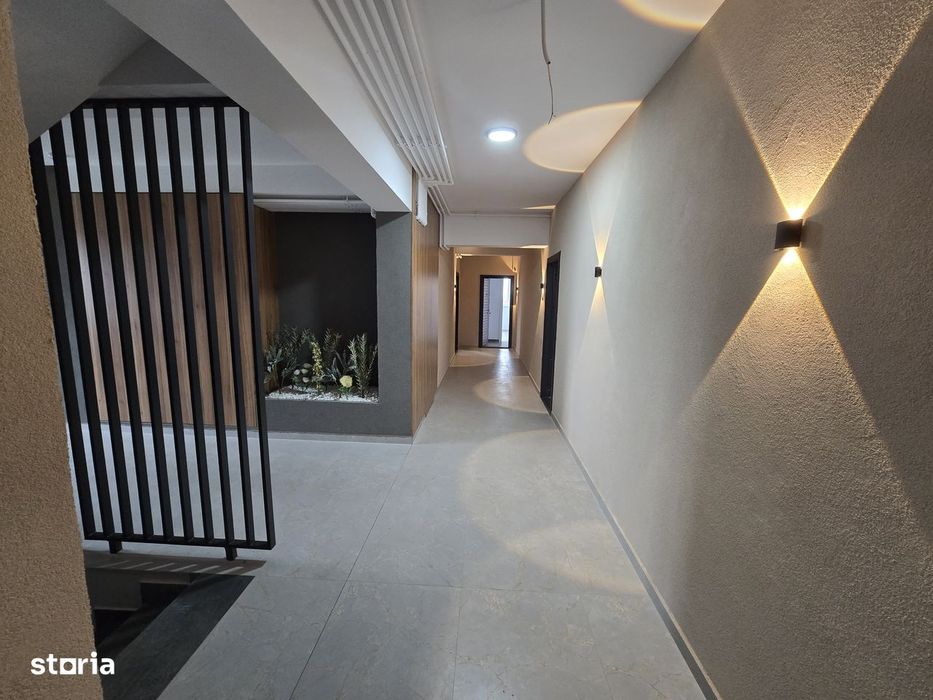 Studio NOU cu balcon mare