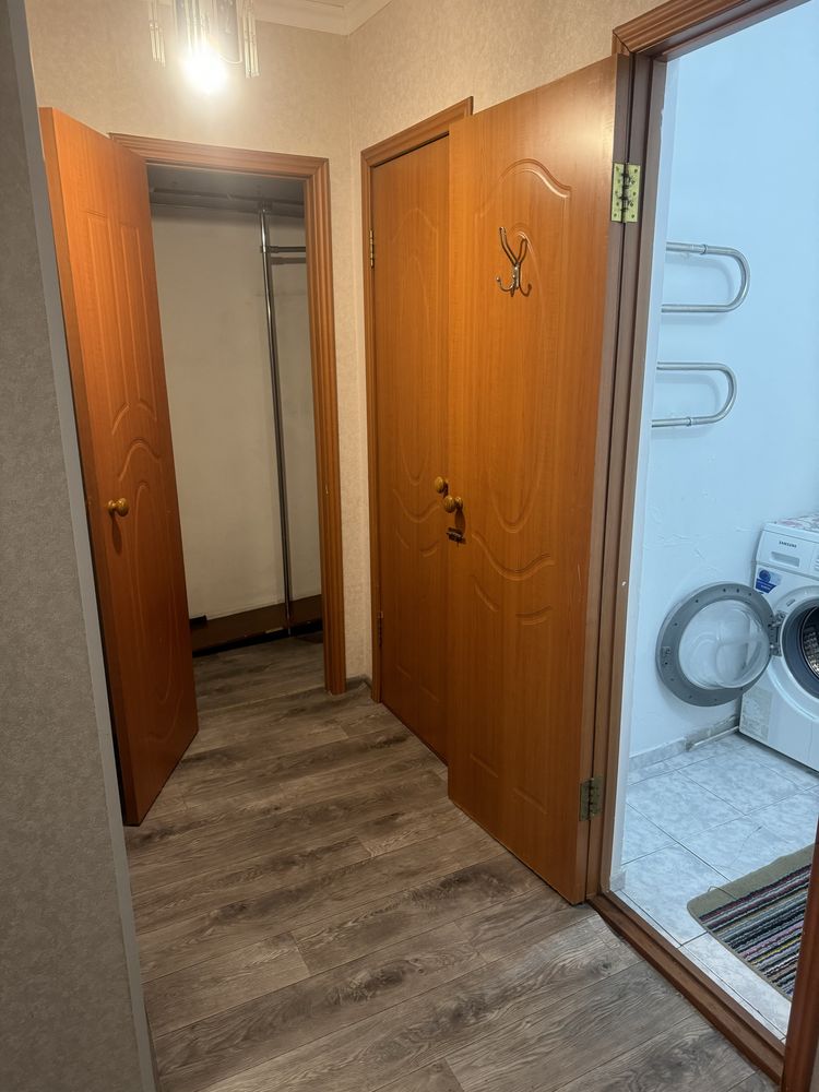 На долгий срок сдаем однокомнатную квартиру в районе Березки, по улице