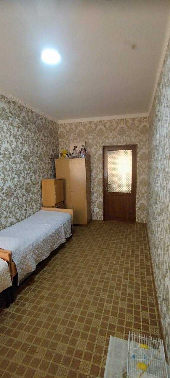 № 828 3х комнатная квартира на 4 этаже в районе Гагарина