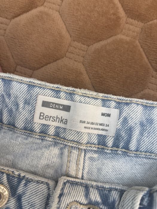 Vand Blugi bershka