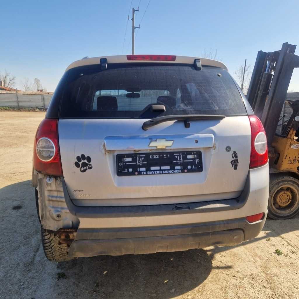 Chevrolet Captiva 2.4i 140кс за части