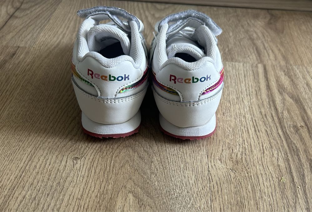 Adidasi reebok din piele naturala