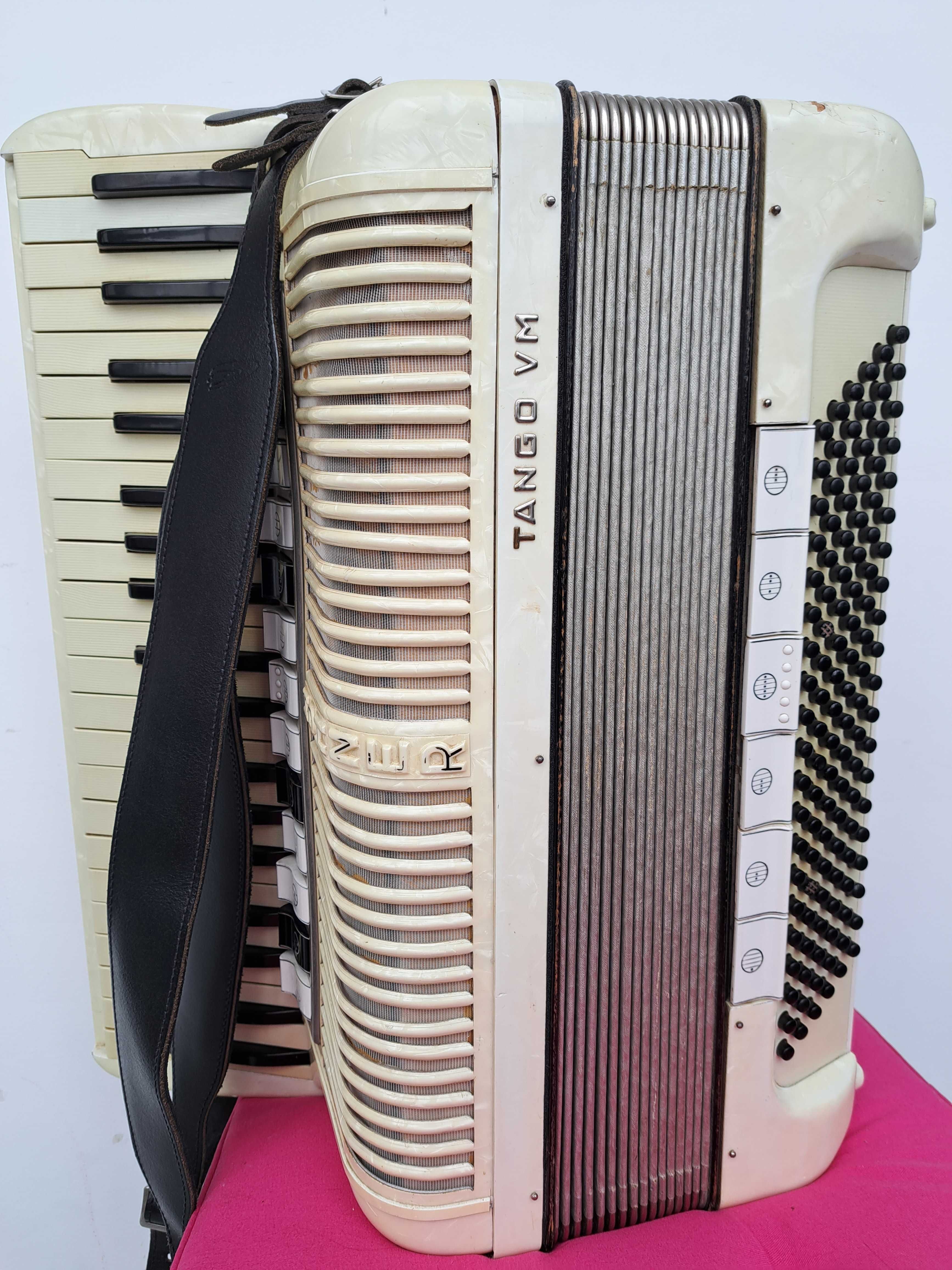 Acordeon Hohner VM 120