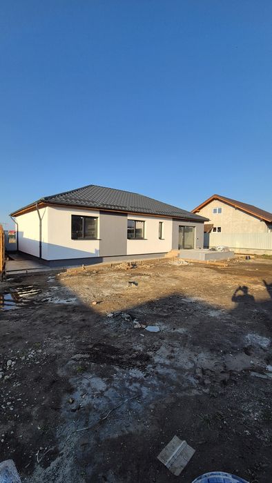 Casa parter 4 camere