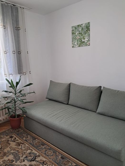 Dau în chirie apartament cu doua camere decomandate, în Dâmbu Pietros