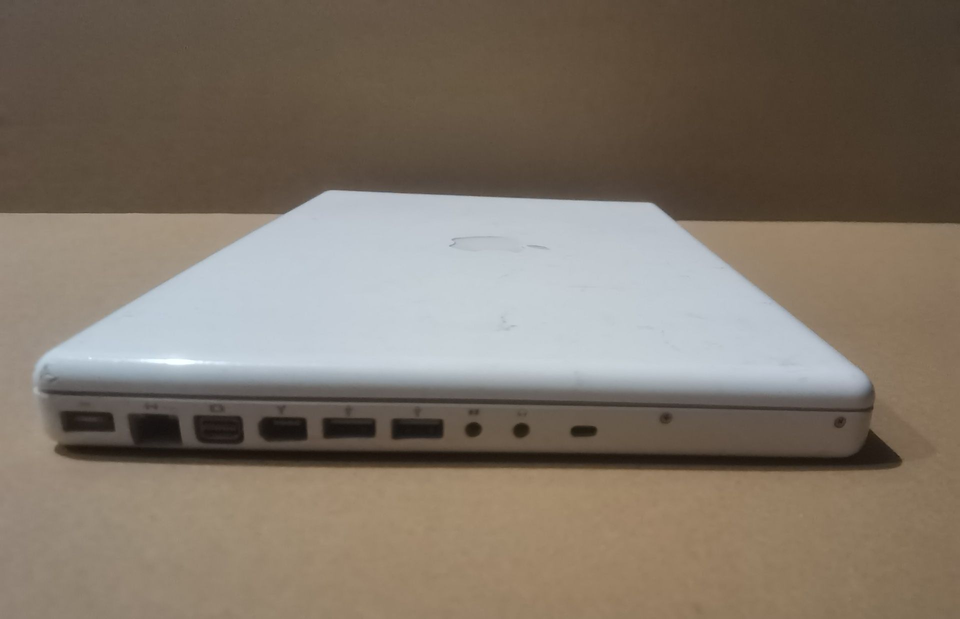 Apple iBook G4 2004 Laptop Mac Book