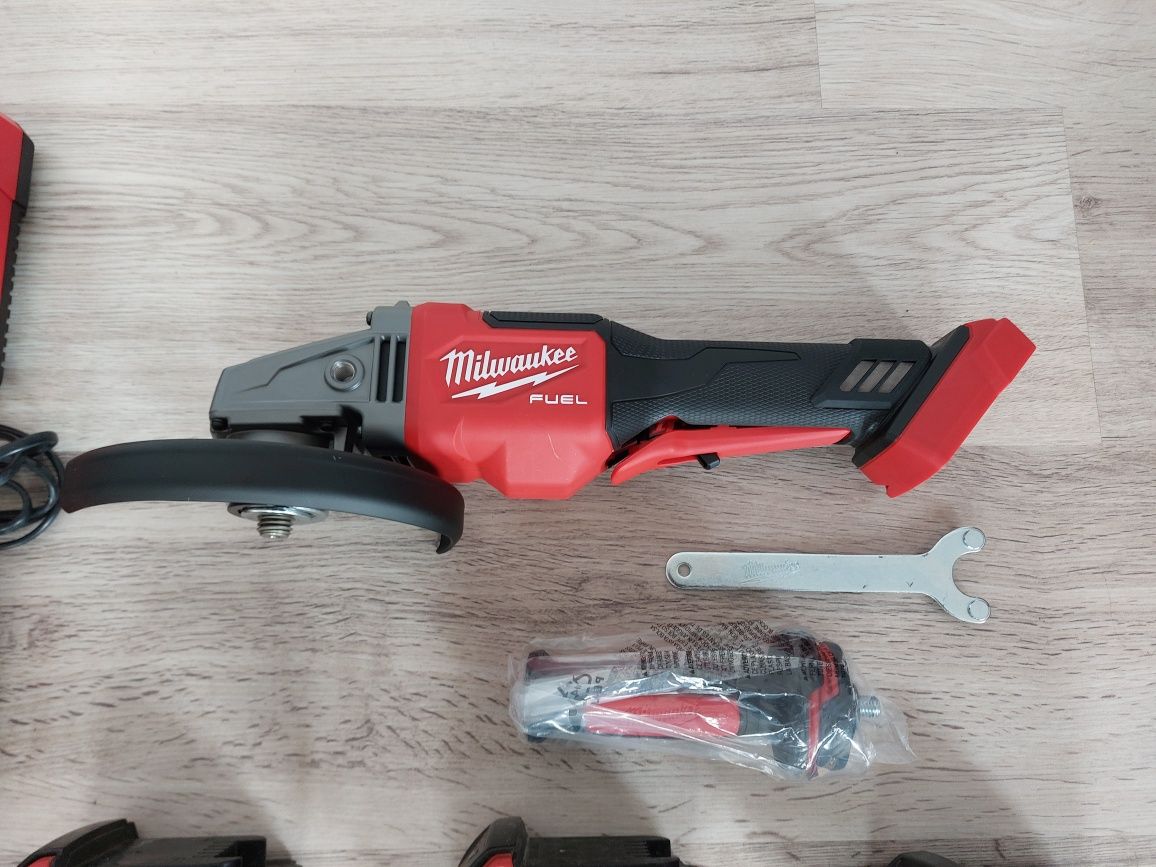 Flex mediu milwaukee M18 FHSAG150XPDB, disc 150 mm, Nou, model America