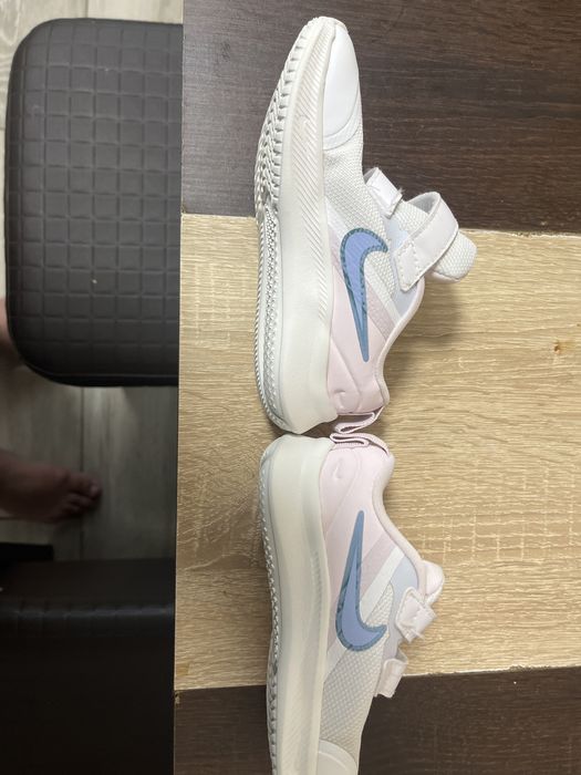 Adidasi Nike Star runner marimea 26