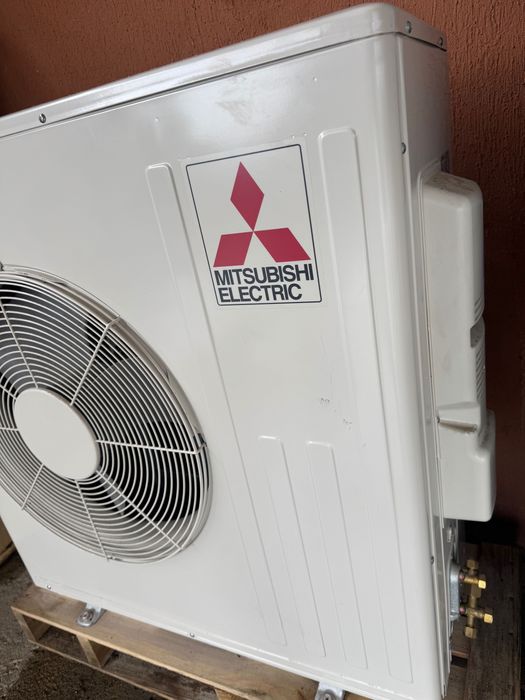 Здравейте климатиците са чистак нови и са мулти сплитове Mitsubishi