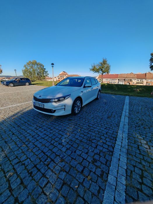 Kia Optima 4 -1.7 - 141cp