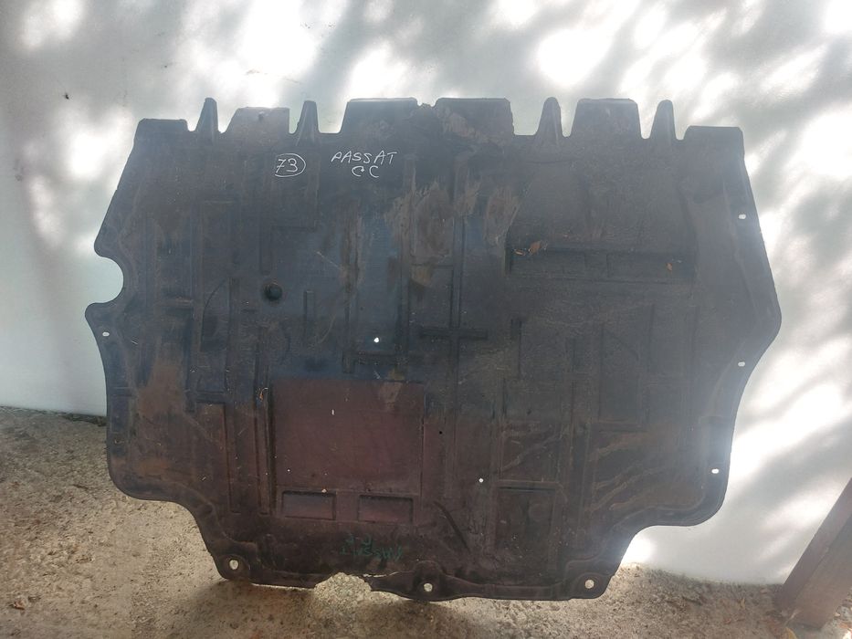 scut motor plastic volkswagen passat cc 2009
