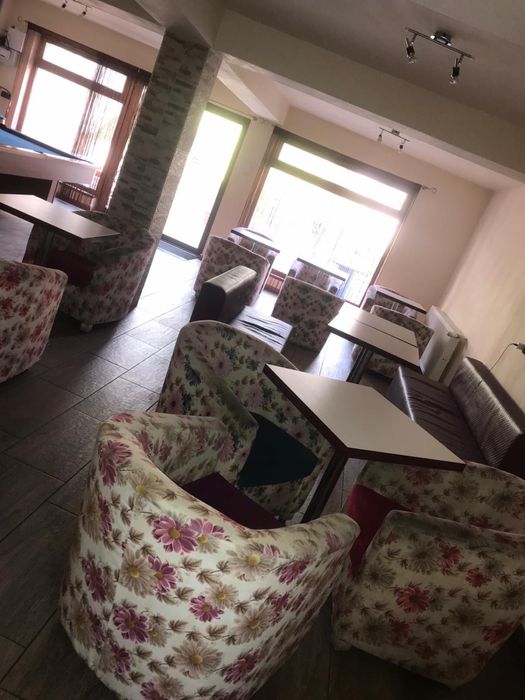 Mobilier cafenea/bar