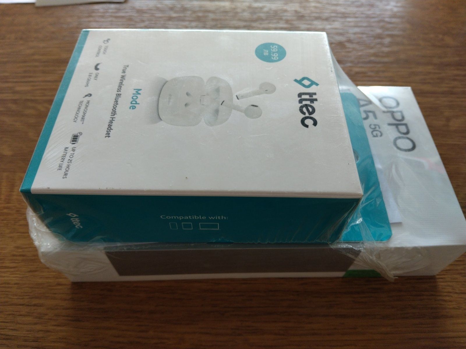 Нов ,Oppo A5,смартфон с 2 SIM карти, 5G, 128 GB,4GB ram+ слушалки ttec