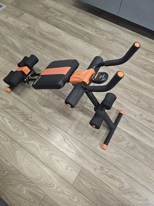 Aparat fitness de abdomene - stare perfectă