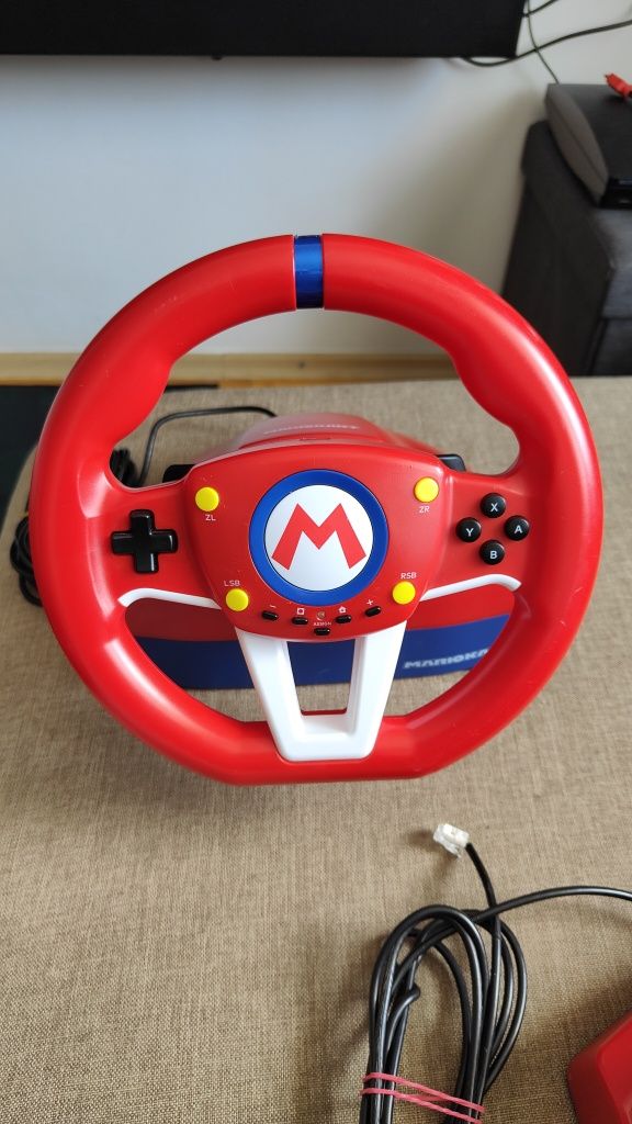 Volan gaming HORI Mario Kart Racing Wheel Pro Mini Nintendo Switch