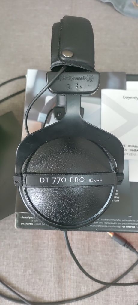 Продам наушники Beyerdynamic DT 770 Pro (80 ом)