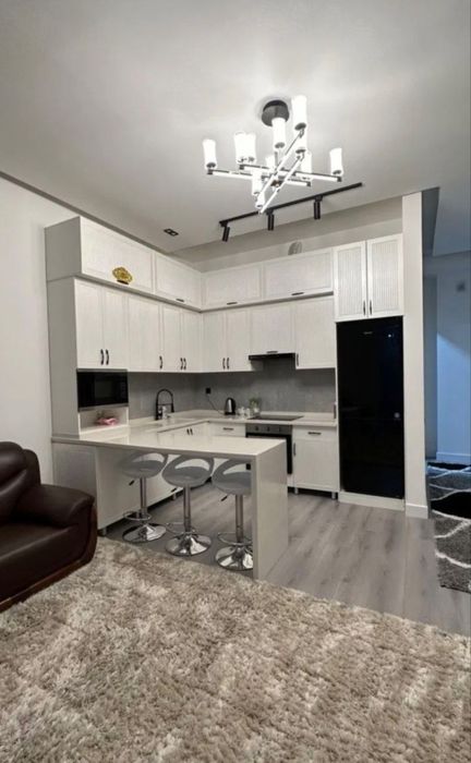 Евро кв ЖК Казахстан  на: Ц-6 2/3/10 82м2 мебель техника