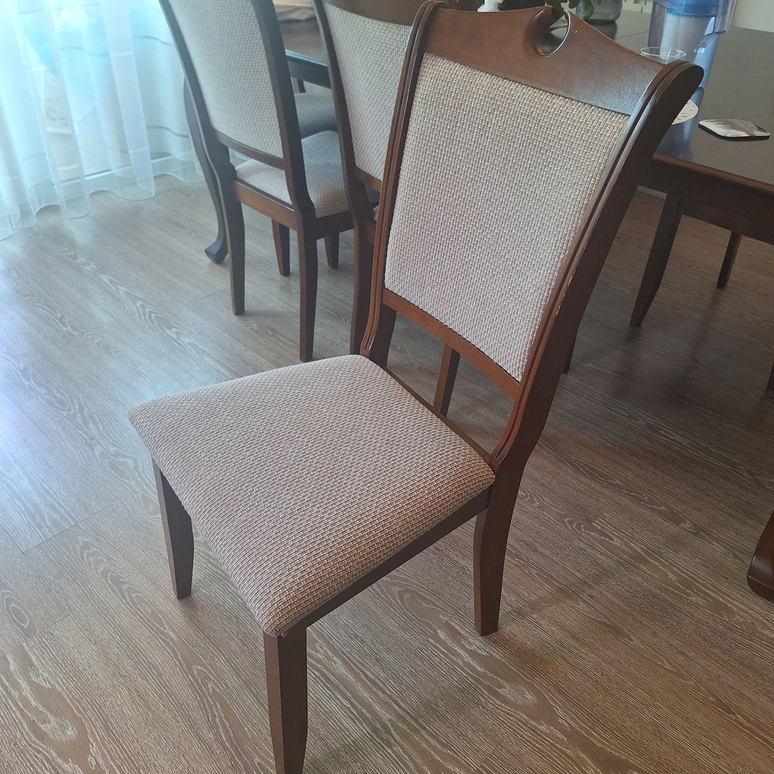 Стол со стульями  Малайзия