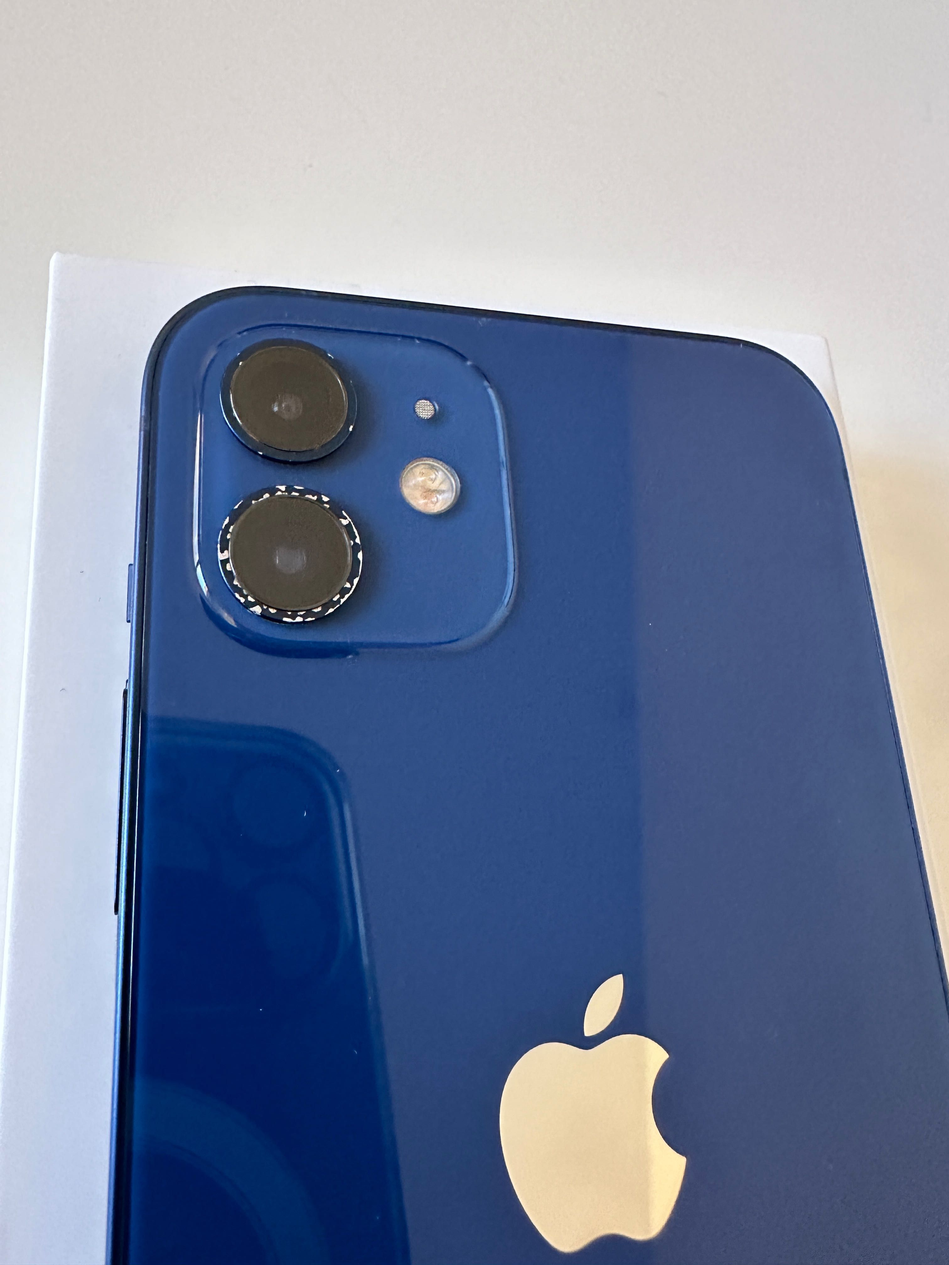 iPhone 12 Blue 64gb + Airpods2