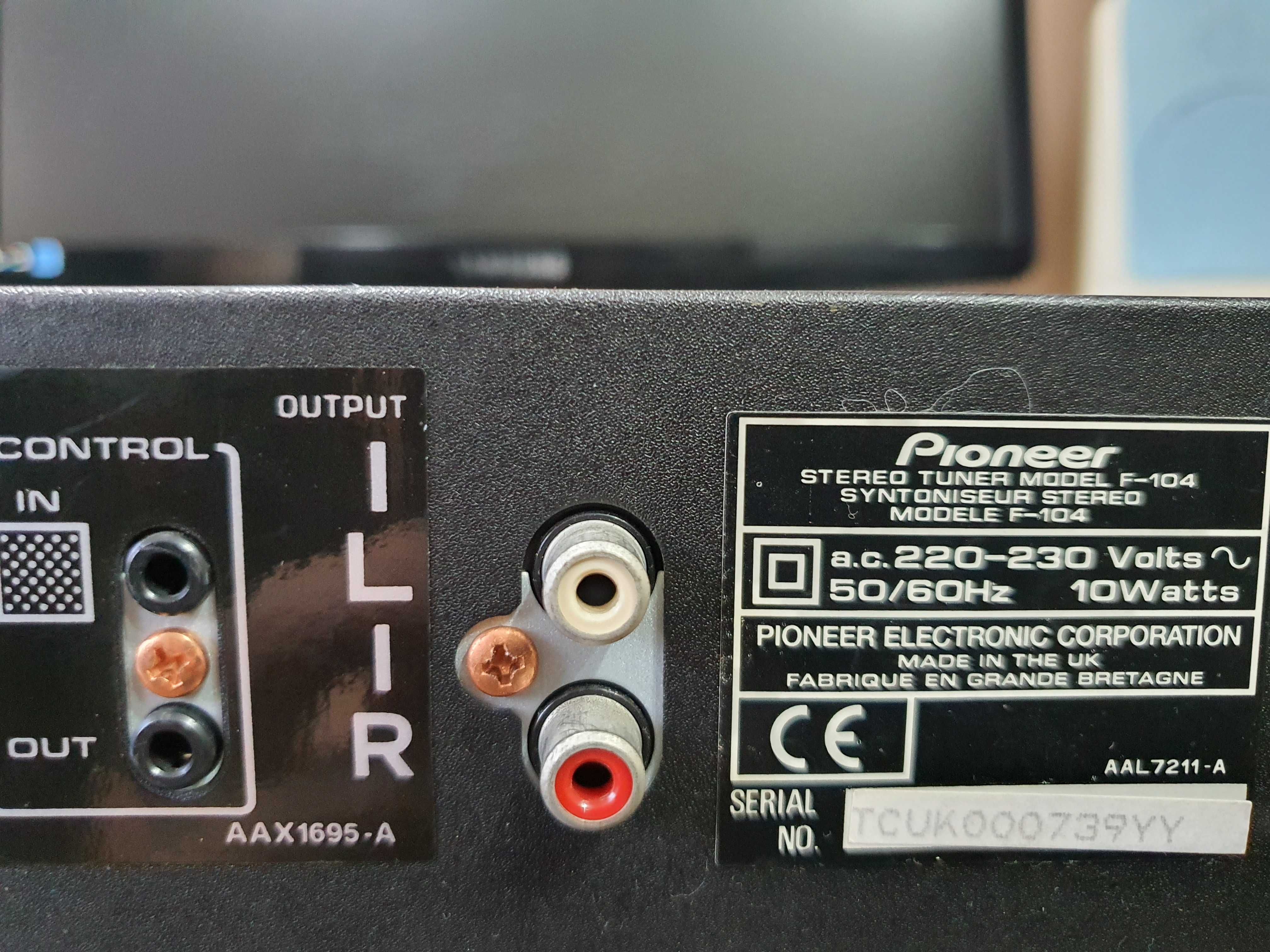 Tuner digital PIONEER F-104