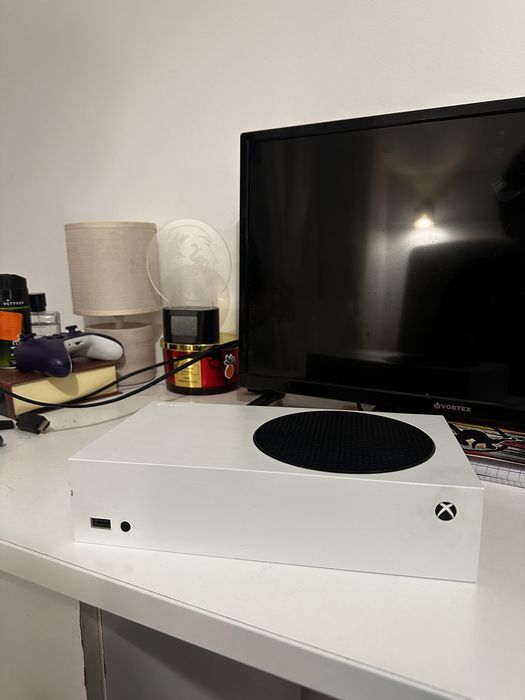 Xbox series S alb