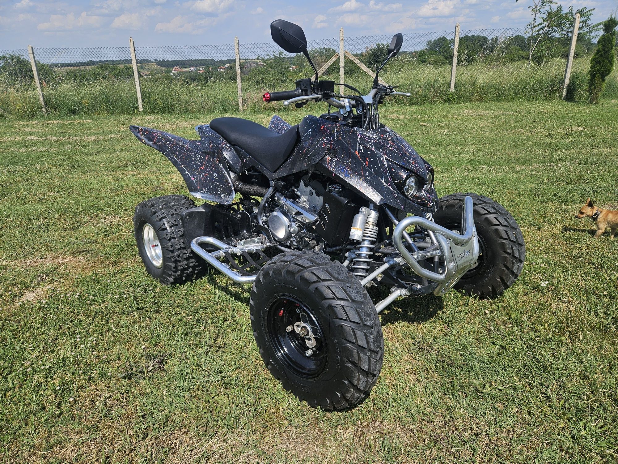 ATV  Arctic cat DVX 400  ; Suzuki ltz 400