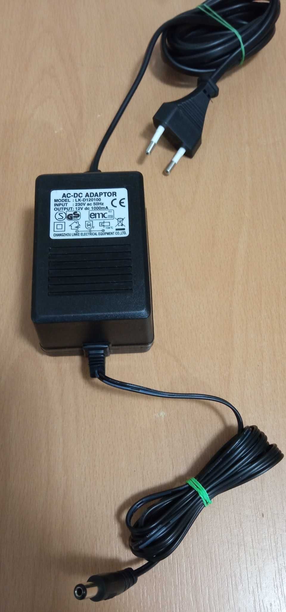 Vand Alimentator AC DC Adaptor,model LK-D120100 12v 1000mA