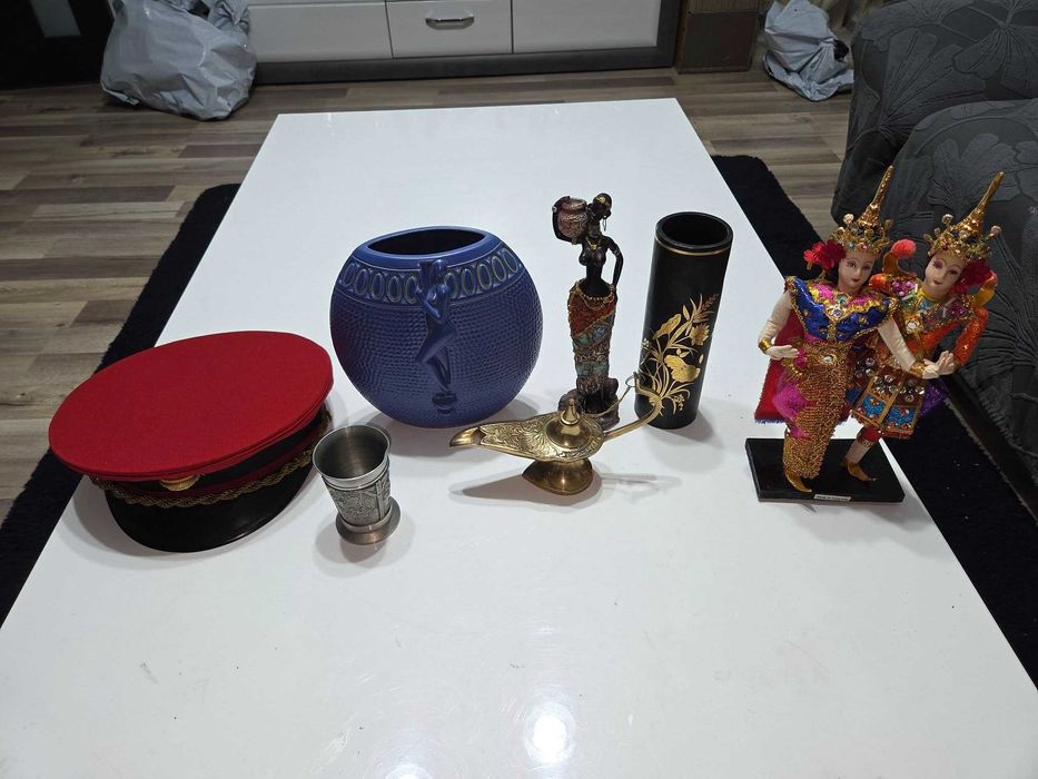 Lot vintage de 7 obiecte diferite