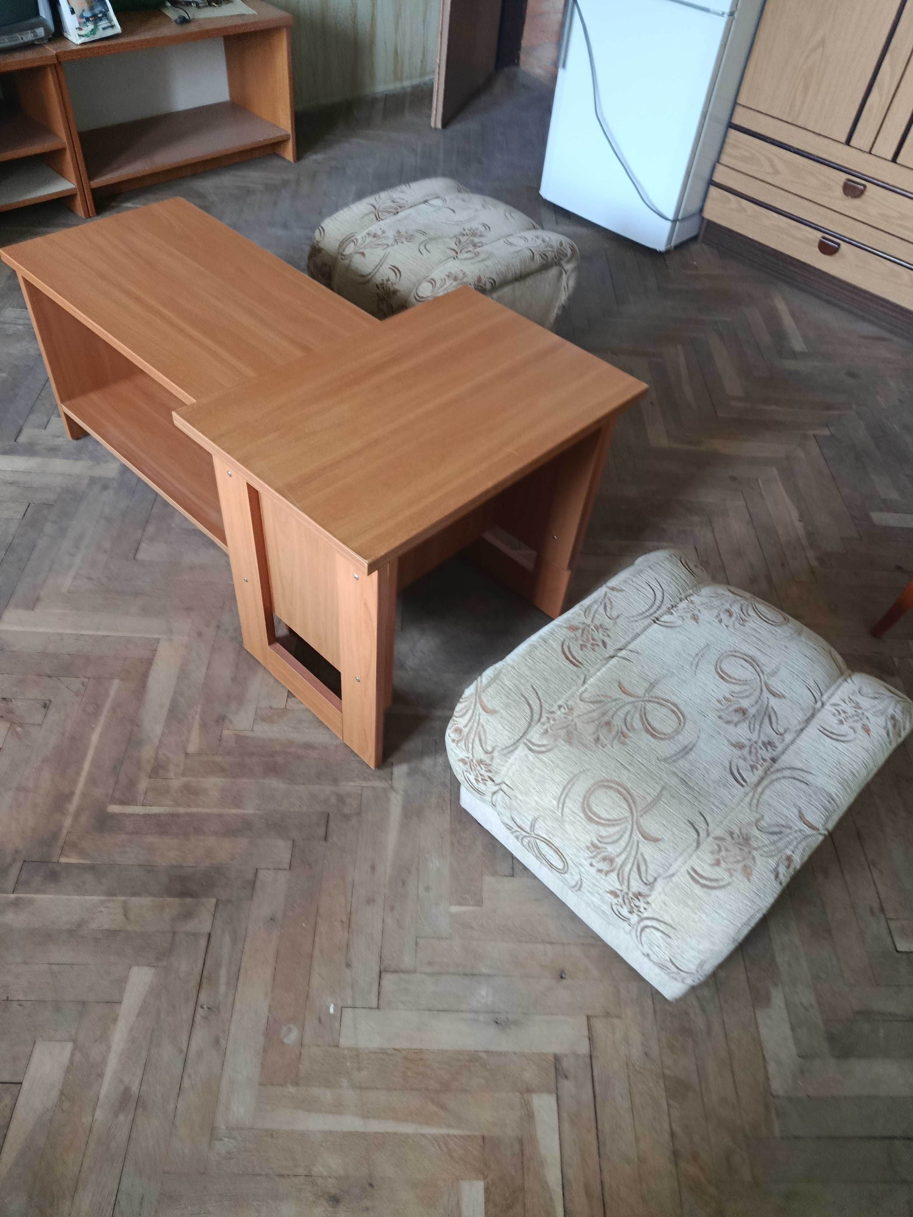 Масички, нощни шкафчета,  трапезни столове, табуретки