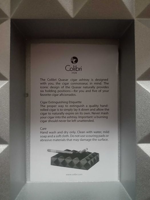 scrumiera Quasar Colibri pentru trabucuri