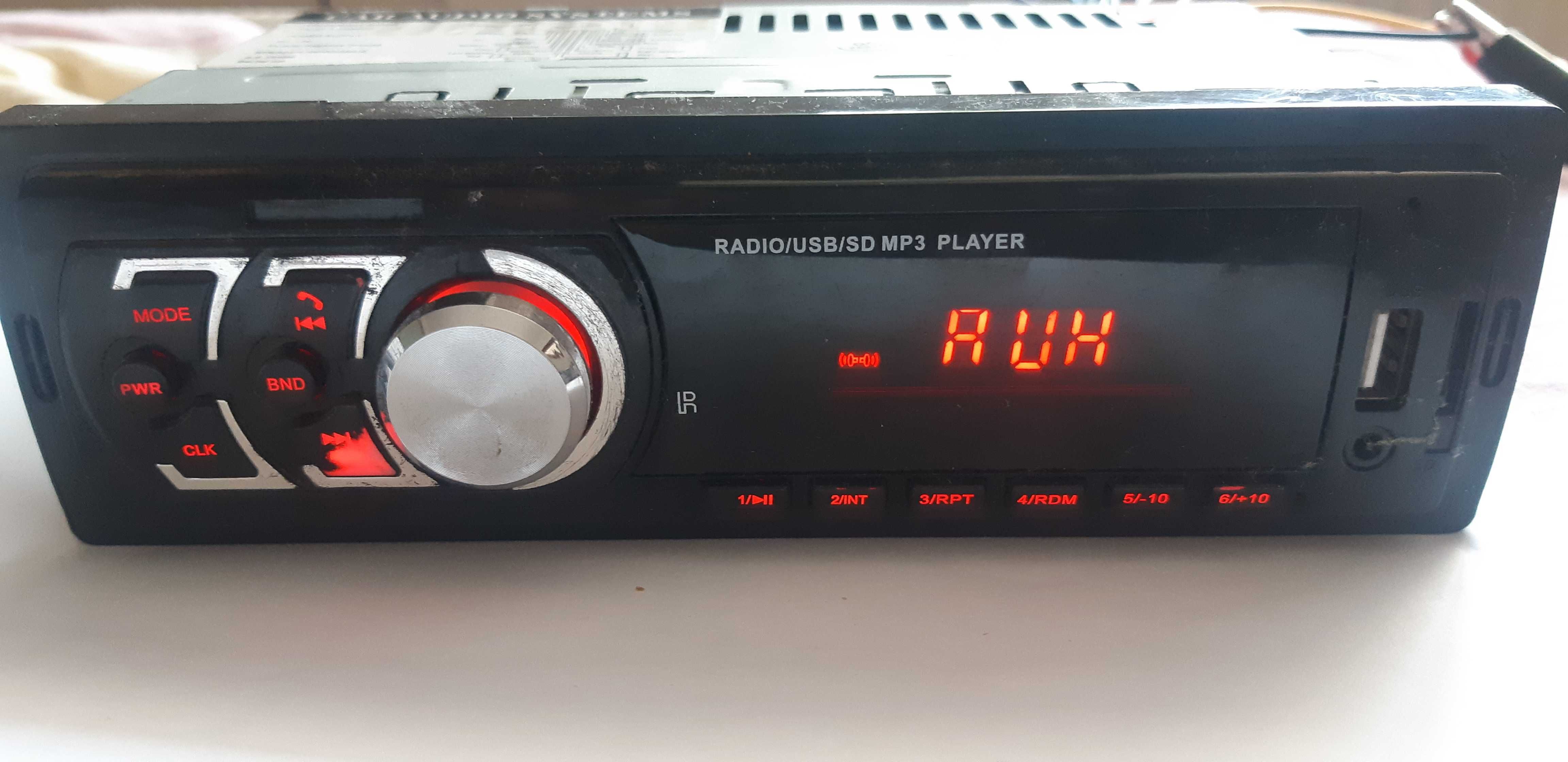 Radio MP3 auto cu USB, SD card, Bluetooth