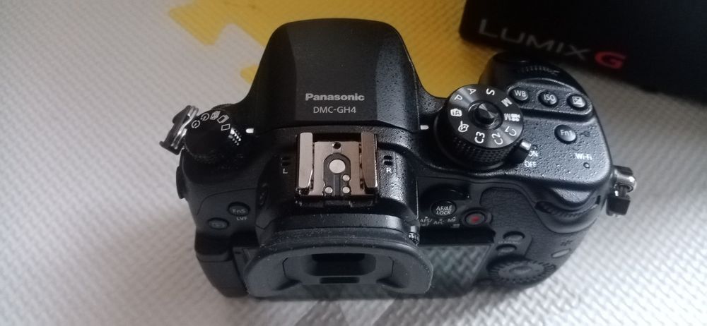 Panasonic Lumix GH4 R impecabil