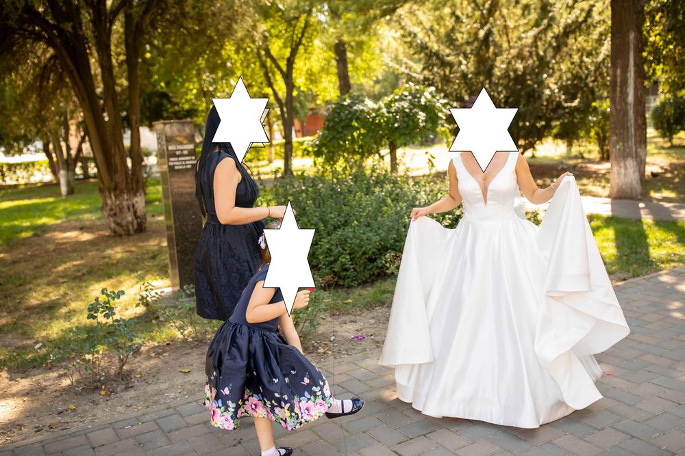 Vand rochie de mireasa