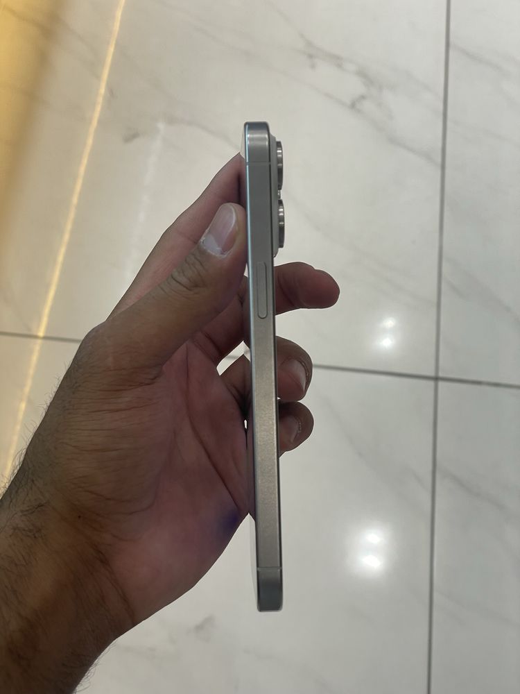 Iphone 15 pro max  zapchast