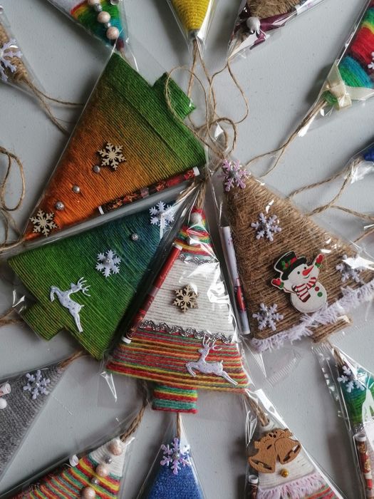 Коледни елхички с късметчета