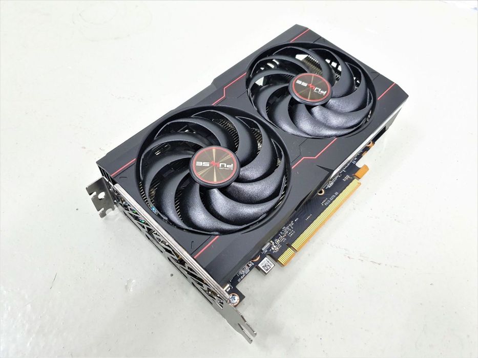 Placa Radeon RX 6600 8gb Sapphire