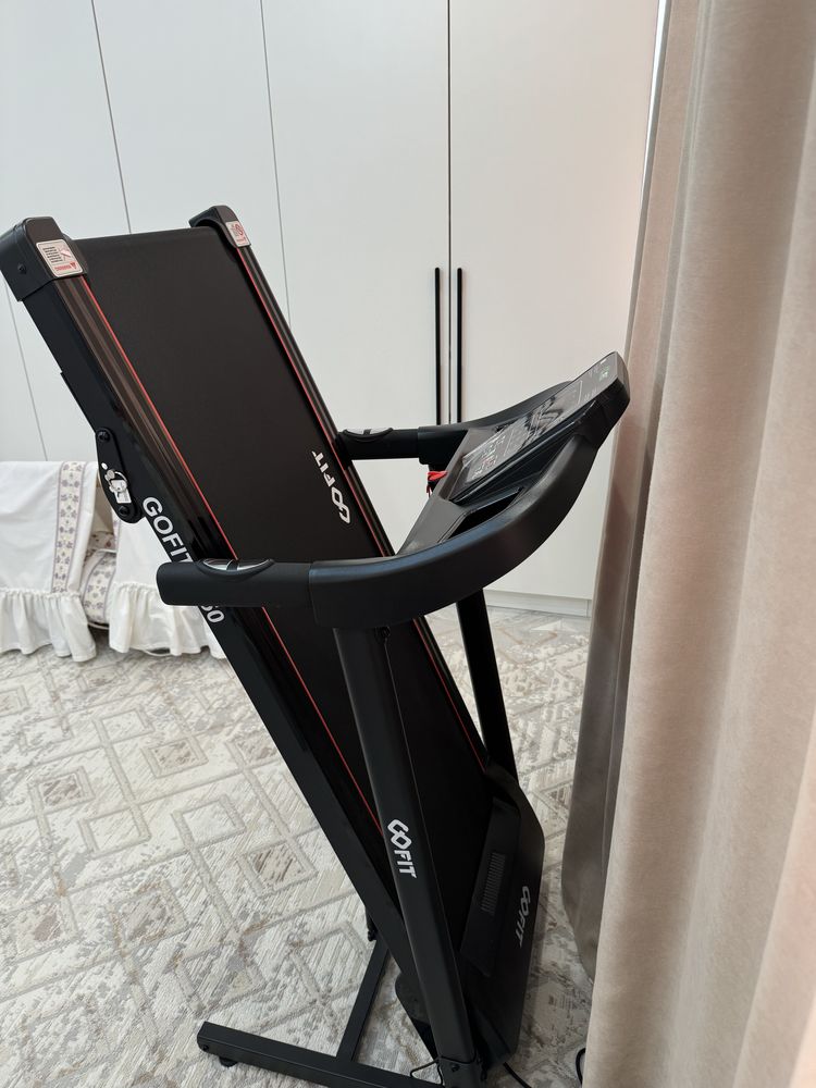 Беговая дорожка Go Fit, в идеальном состоянии
