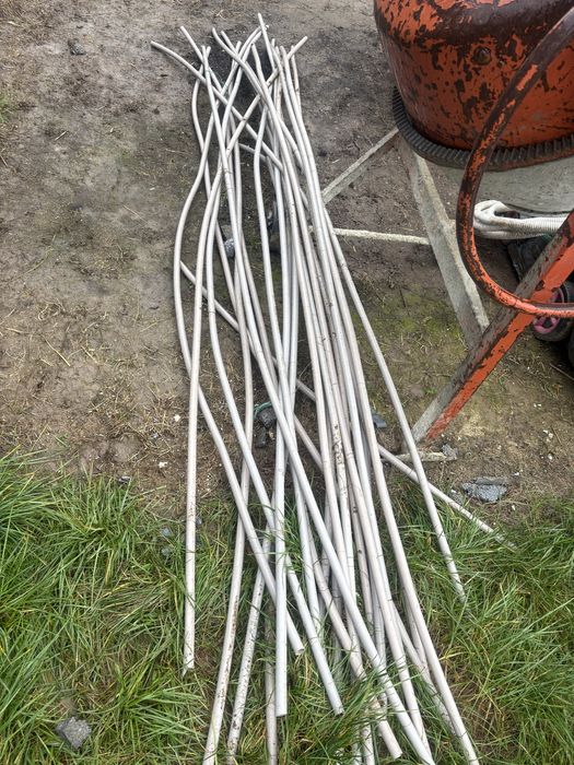 Vand diverse ramase de la constructie