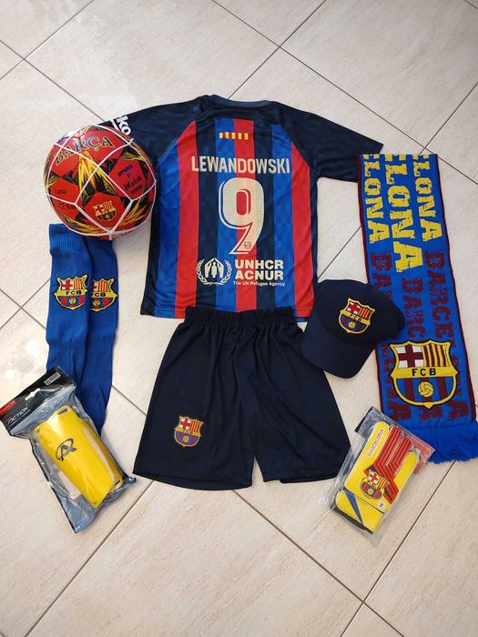 22/23 Левандовски Екип + Калци 2023 Детски Екип Барселона Lewandowski